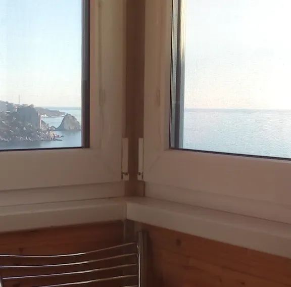 комната г Ялта пгт Кацивели ул Академика В.В. Шулейкина 18б фото 7