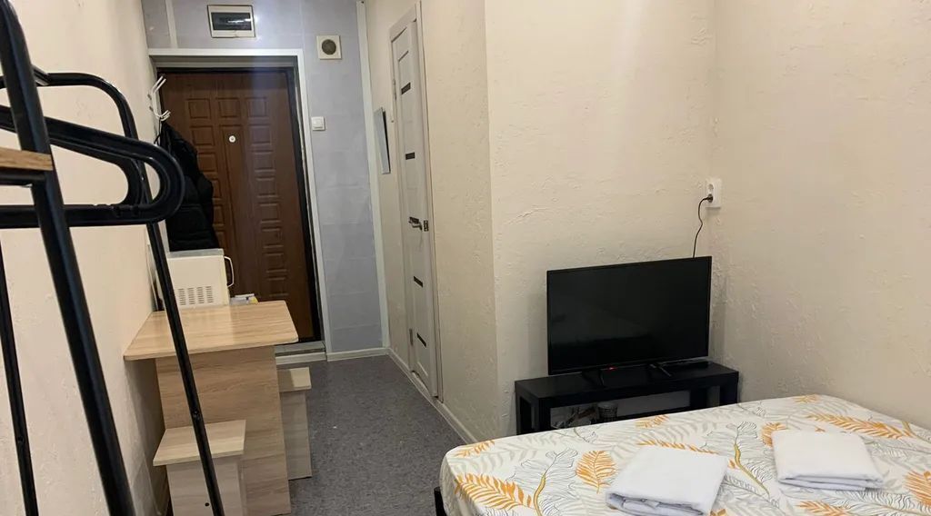 комната г Красноярск р-н Советский ул Аэровокзальная 8д фото 3