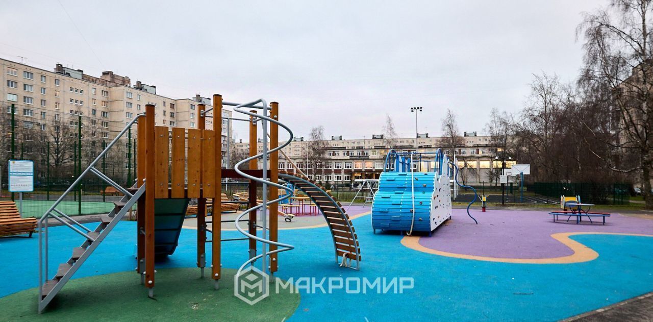 квартира г Санкт-Петербург б-р Загребский 17к/3 Дунайская фото 16