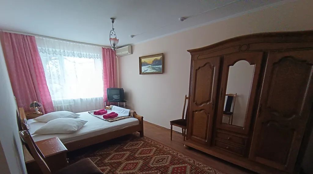 комната р-н Тихорецкий г Тихорецк ул Ударников 12 фото 2