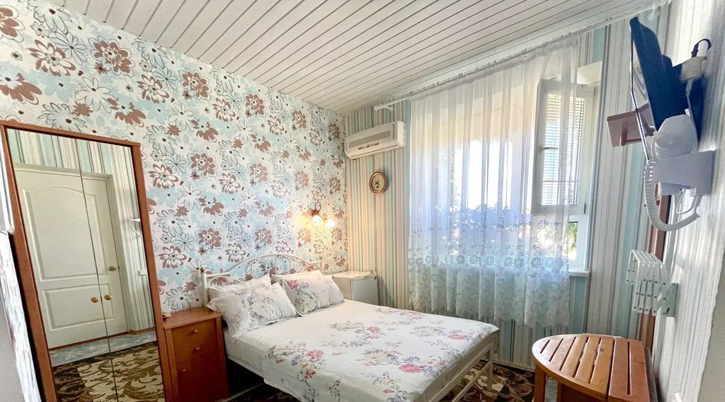 комната г Феодосия пгт Коктебель ул Серова 2б фото 1