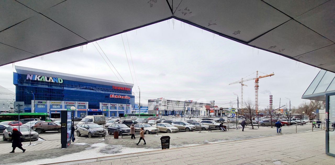 торговое помещение г Челябинск р-н Центральный ул Труда 164 фото 5