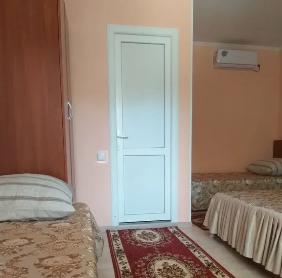 комната г Евпатория пгт Заозерное ул Садовая 18а фото 5