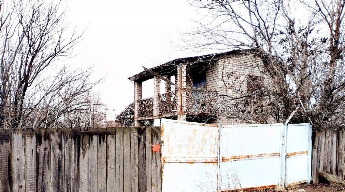 дом г Волжский снт Исток ул Озерная фото 1