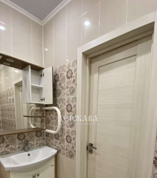 квартира г Старый Оскол Дубрава 3 кв-л, 1А фото 6