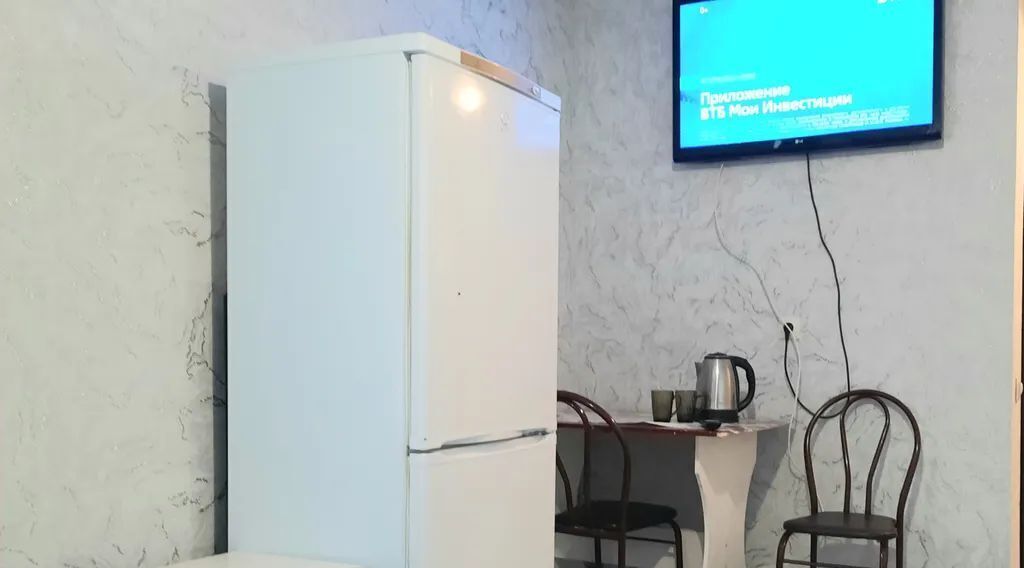 комната г Красноярск р-н Октябрьский ул Академика Киренского 9а фото 2