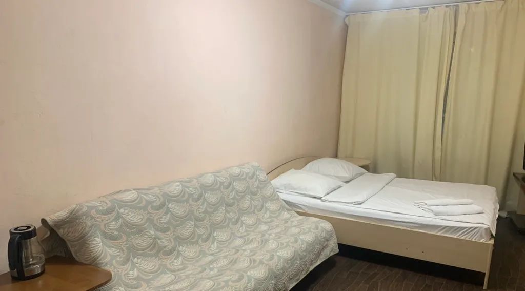 комната г Красноярск р-н Советский Взлётка ул Батурина 20 фото 2