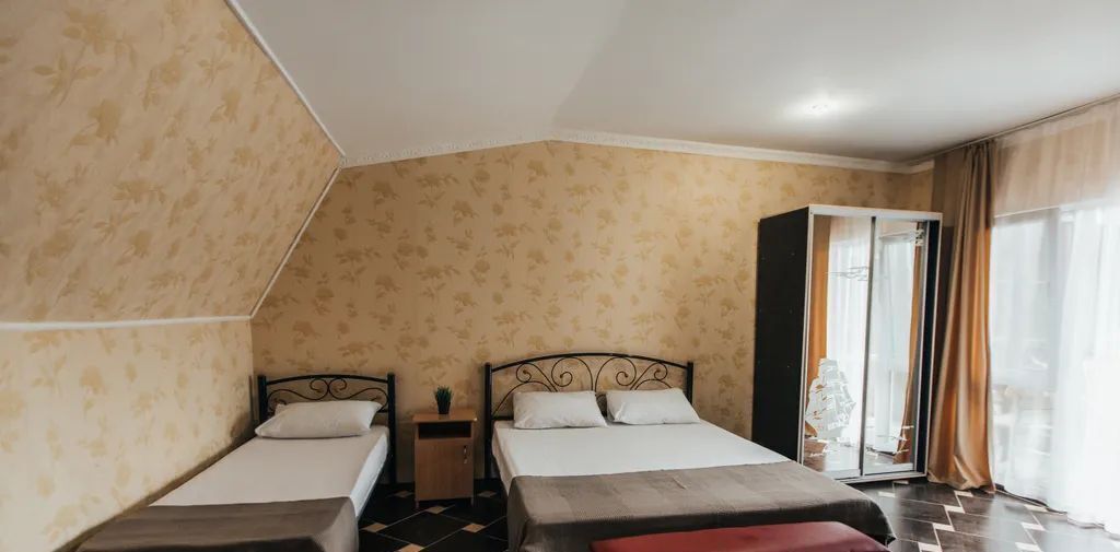 комната г Феодосия ул Барановская 25 фото 15