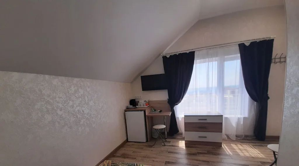комната г Феодосия ул Федько 66а фото 11