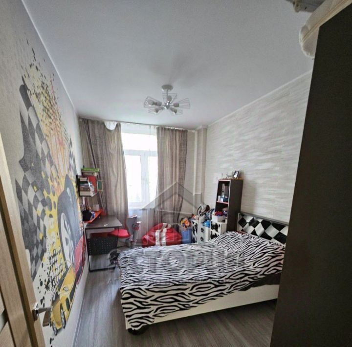 квартира г Красноярск р-н Центральный ул Любы Шевцовой 84а фото 8
