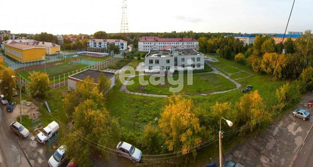 квартира г Тобольск ул Октябрьская 93 фото 18