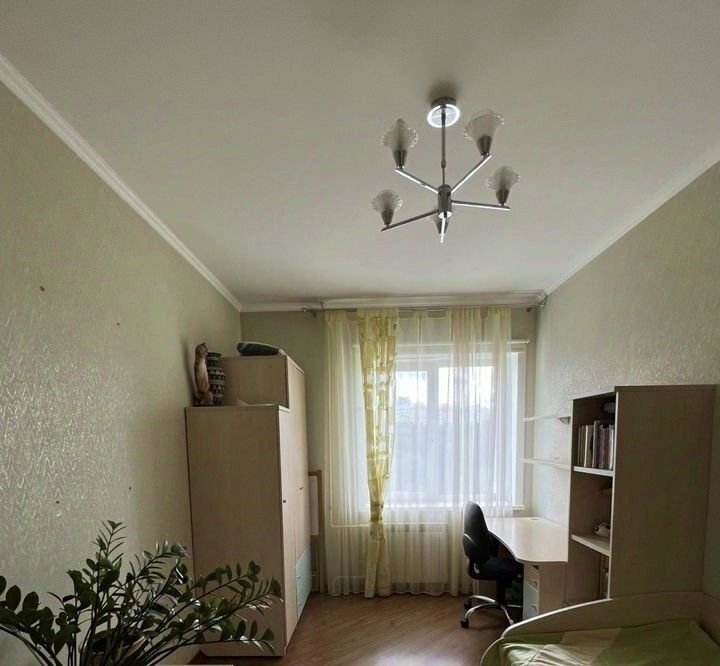 квартира г Белгород 10-й микрорайон Западный ул 60 лет Октября 2б фото 8