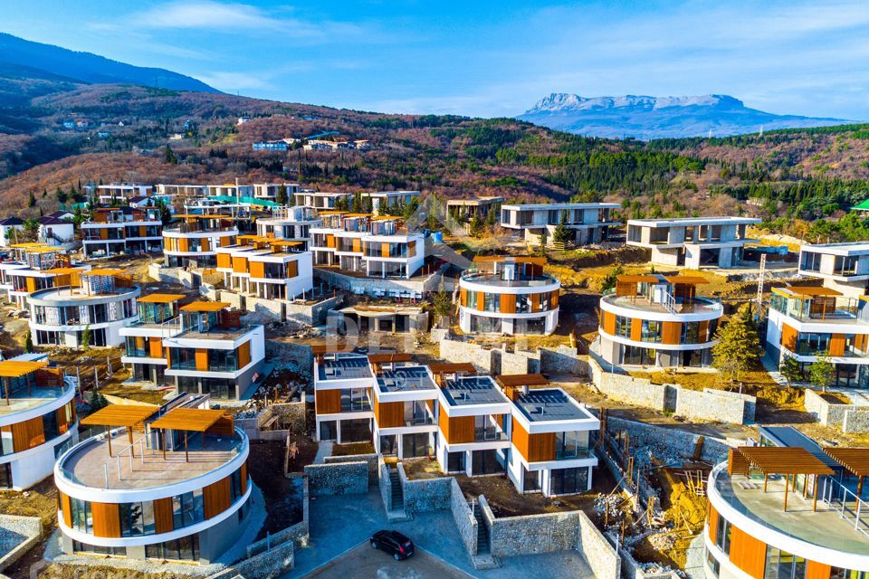 дом р-н Ленинский с Виноградное городской округ Алушта, улица Сусловой, 18 фото 3