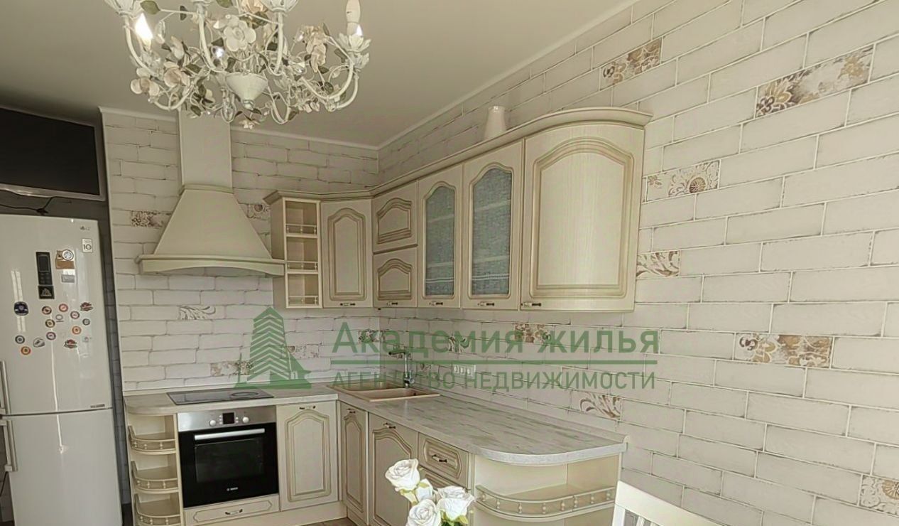 квартира г Саратов р-н Заводской ул. Имени Г. К. Орджоникидзе, 44 фото 4