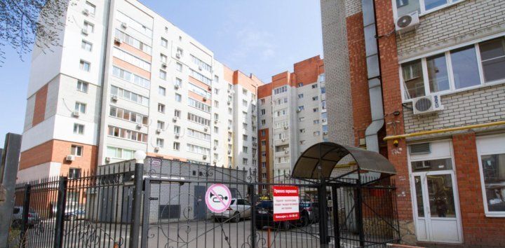 квартира г Саратов р-н Кировский ул им Зарубина В.С. 124/130 фото 24
