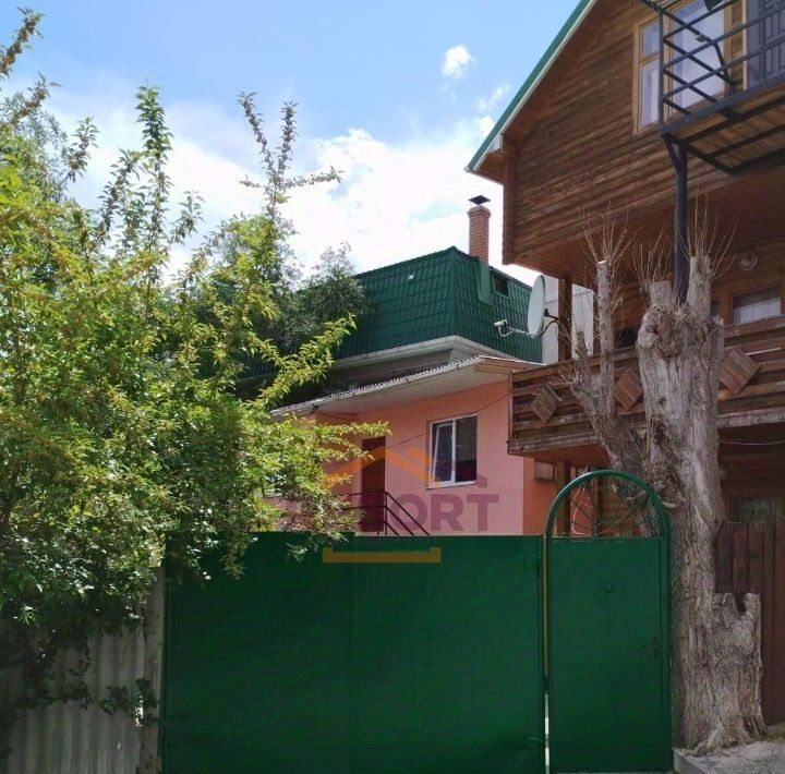 дом г Ялта пгт Отрадное ул Мориса Тореза фото 3
