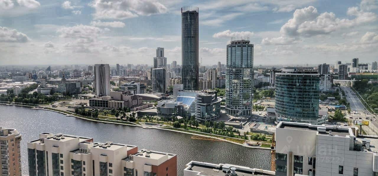 квартира г Екатеринбург р-н Железнодорожный наб Олимпийская 9 фото 1