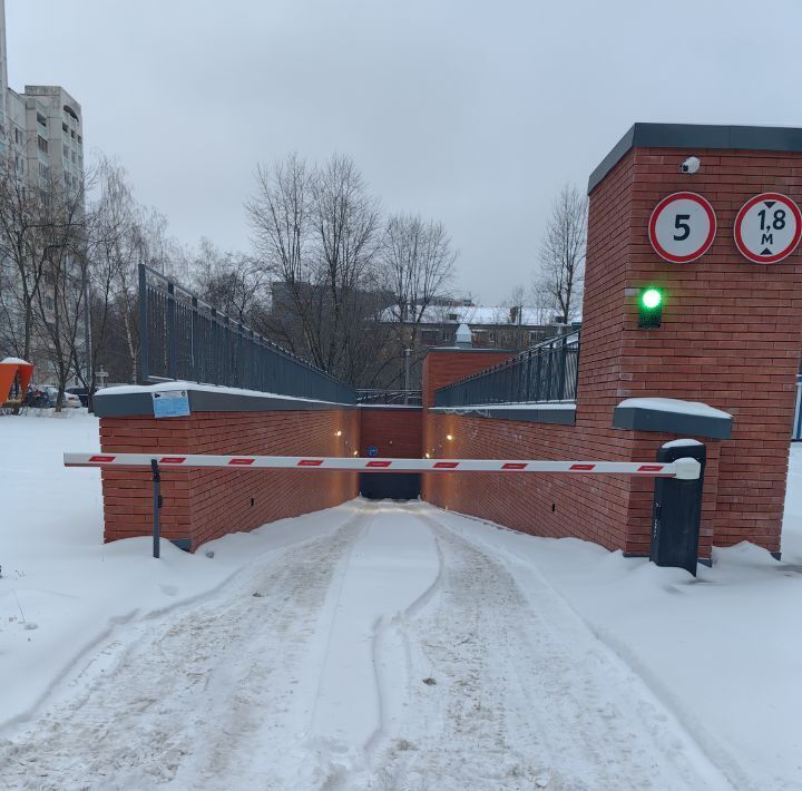 гараж г Москва метро Новогиреево ул Металлургов 56/2 муниципальный округ Перово фото 2