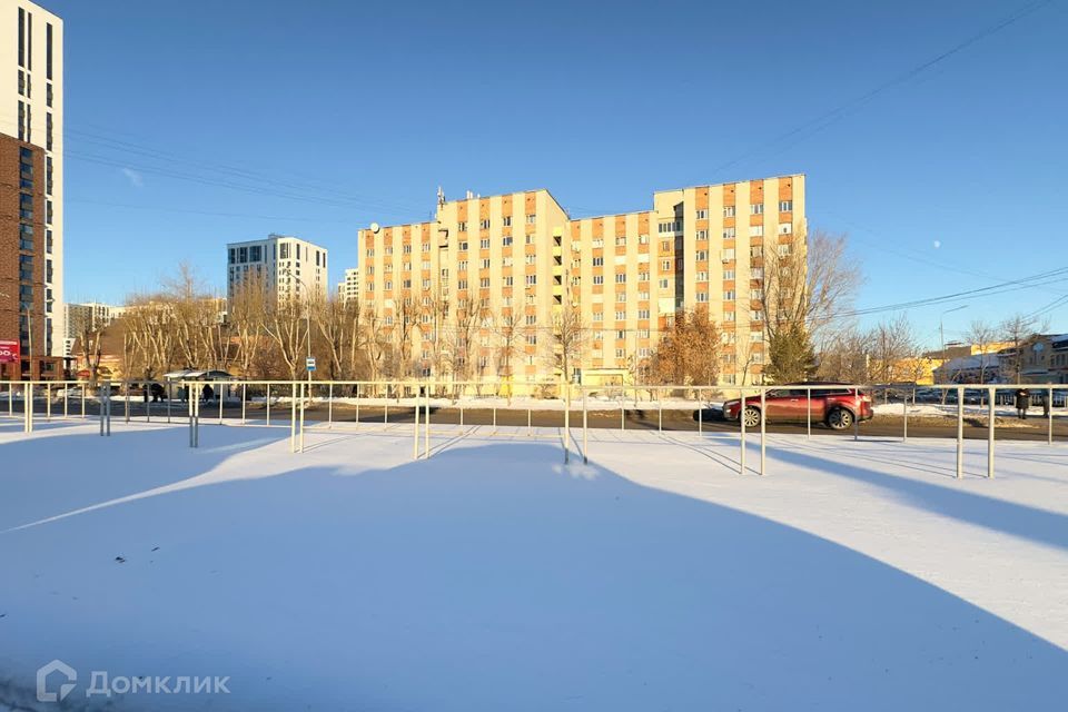 квартира г Тюмень ул 50 лет Октября 63а Тюмень городской округ фото 10