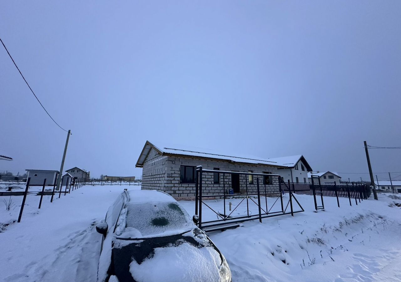 дом р-н Гатчинский д Большево ул Сенная 14 52 км, Гатчинский муниципальный округ, Сиверский, Киевское шоссе фото 3