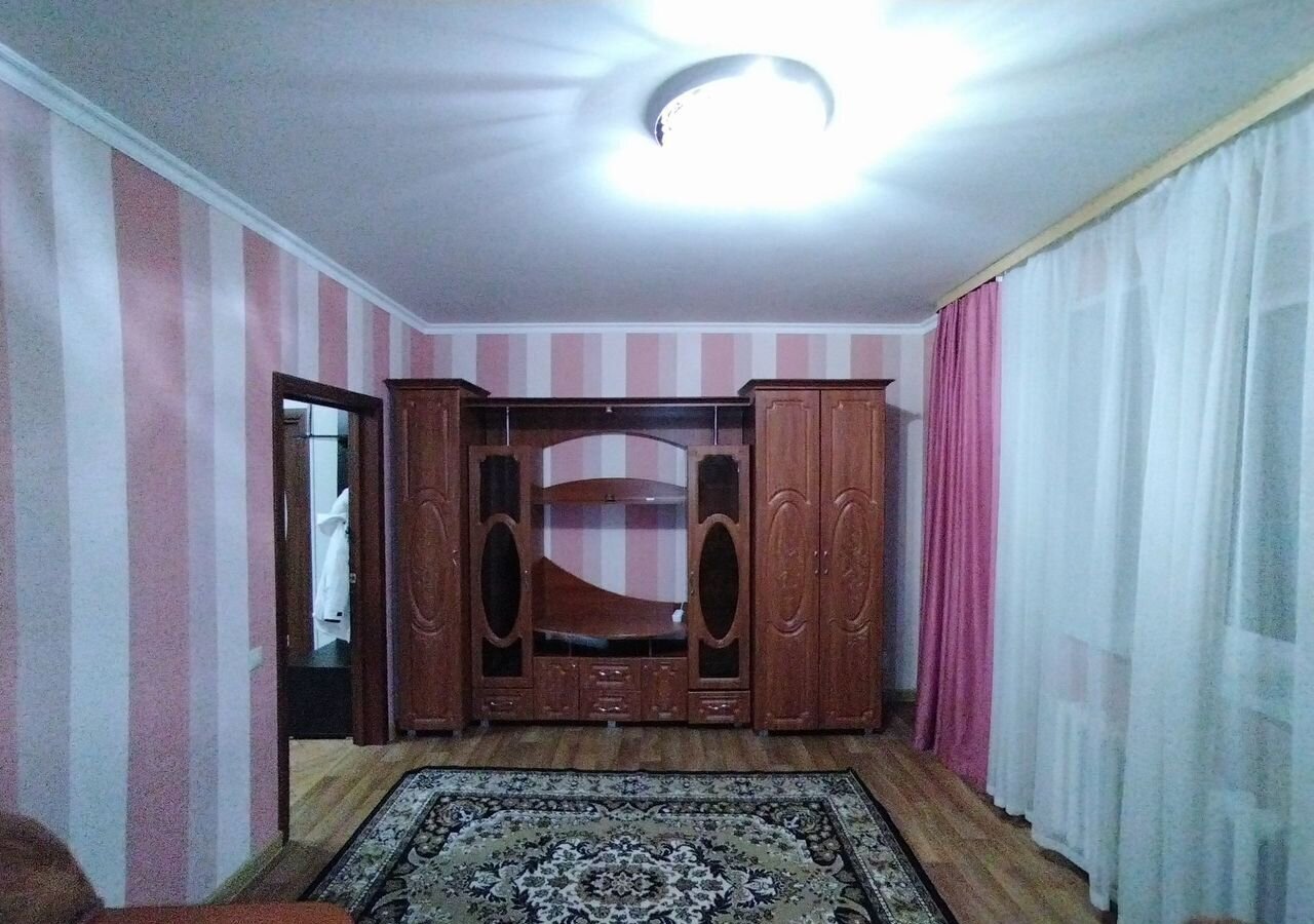 квартира г Тобольск мкр-н 3Б, 6к 2 фото 4