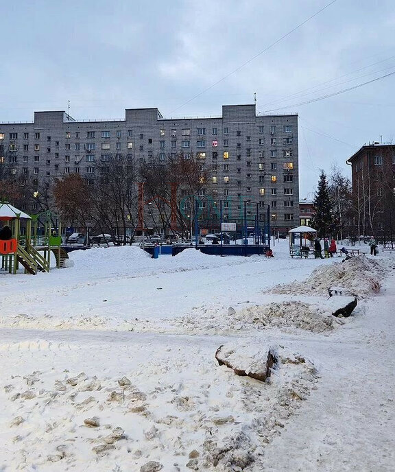 квартира г Новосибирск р-н Центральный Октябрьская ул Серебренниковская 4/1 фото 4