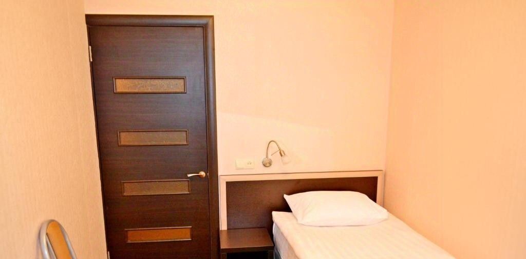 комната г Тверь р-н Центральный пр-кт Чайковского 102/47 фото 6