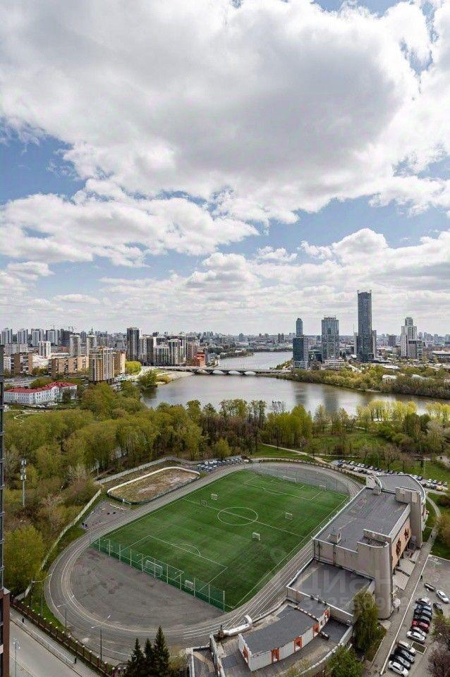 квартира г Екатеринбург р-н Железнодорожный ул Колмогорова 73/1 фото 3