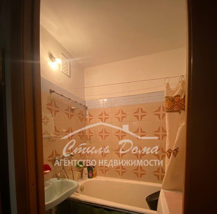 квартира г Волгоград р-н Советский ул Казахская 18 фото 21