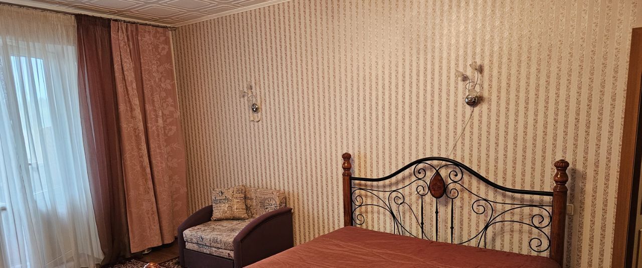 квартира г Тольятти р-н Автозаводский ул 40 лет Победы 48 фото 23