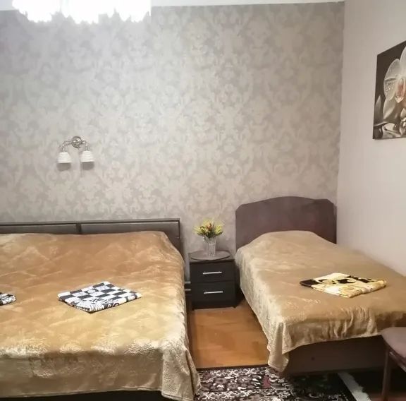 дом г Кисловодск ул Революции 105 фото 2