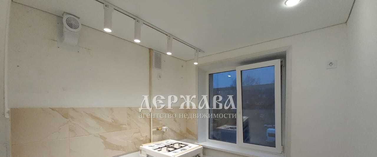 квартира г Старый Оскол мкр Весенний 3 фото 1
