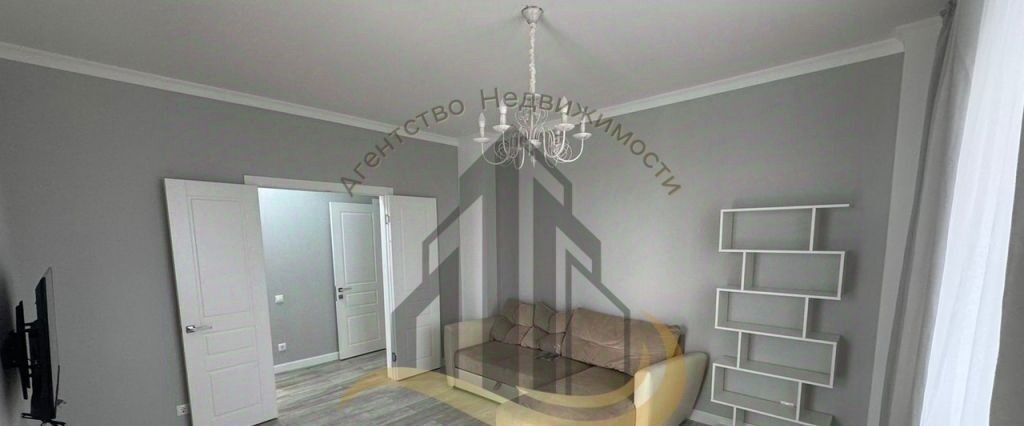 квартира г Старый Оскол Северный микрорайон 5А фото 2