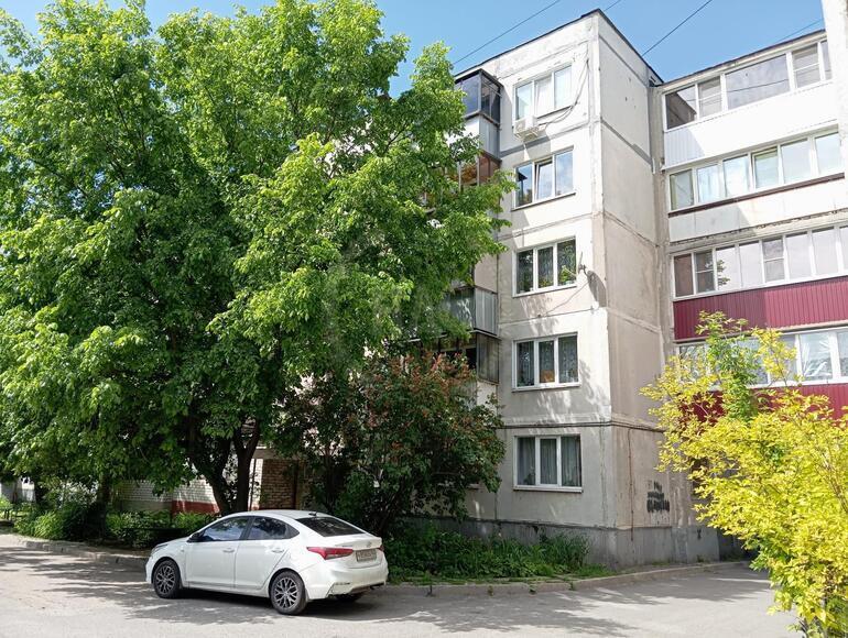 квартира г Курск р-н Сеймский ул Серегина 31 фото 1