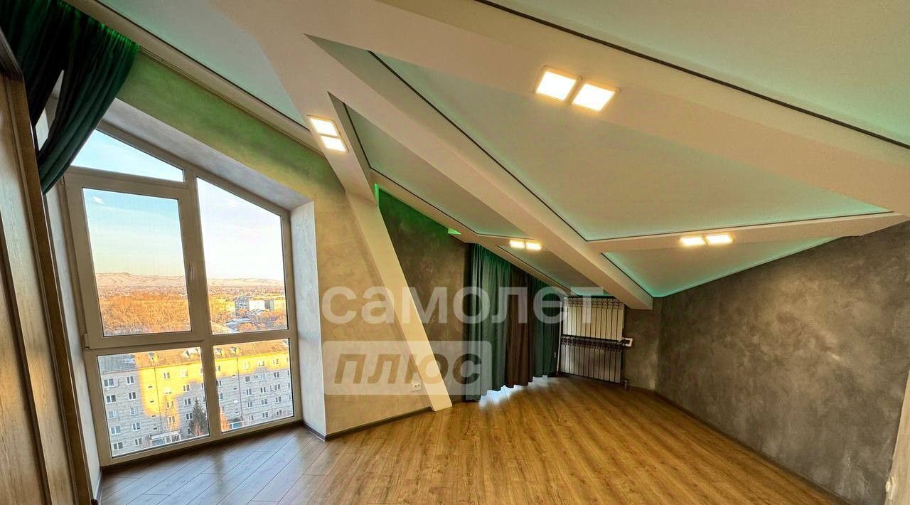 квартира г Абакан ул Стофато 10б фото 16