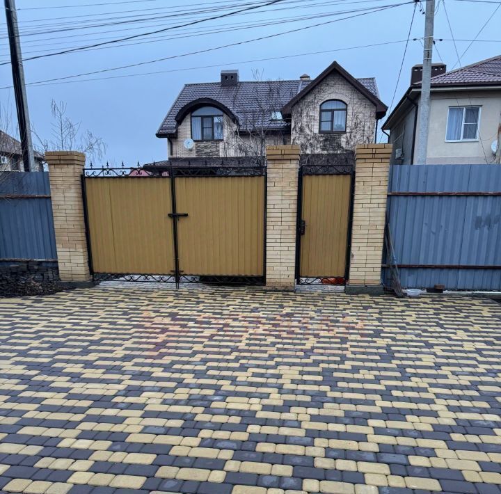 дом г Новочеркасск ул Интернационалистов 24 фото 7