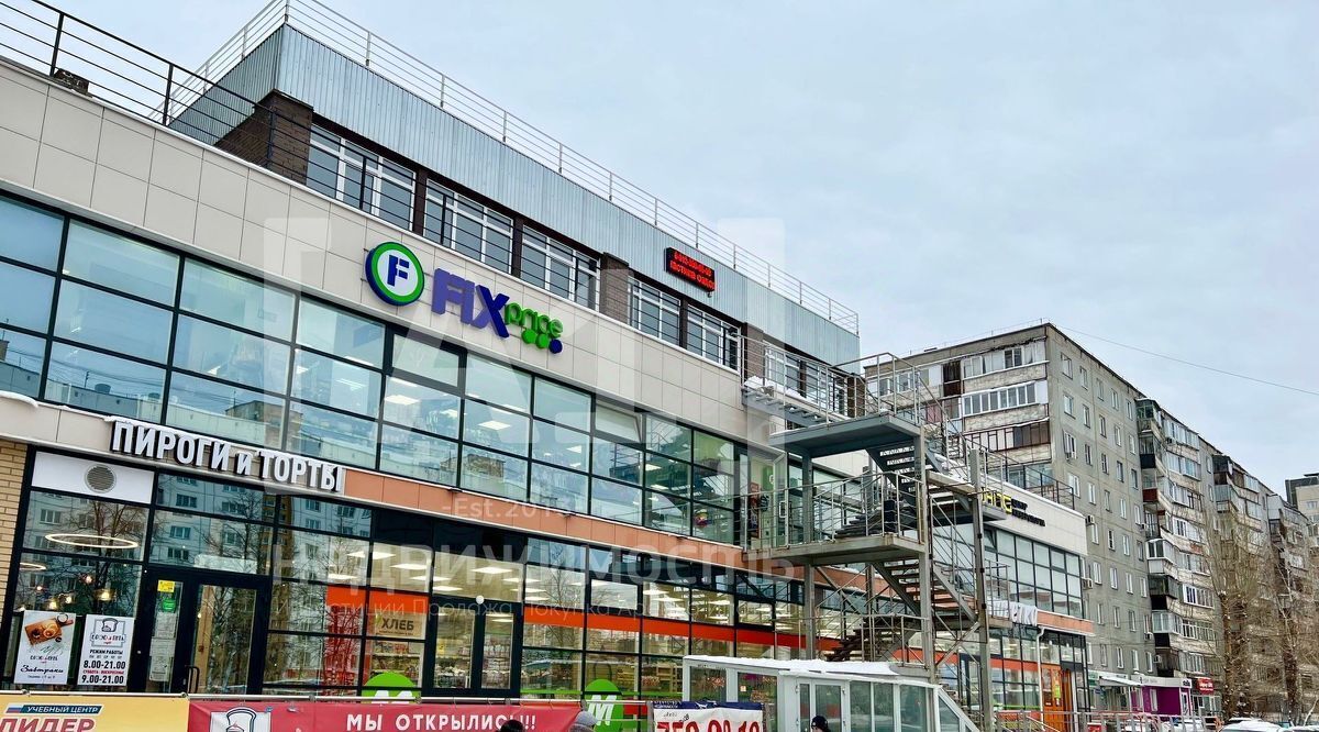торговое помещение г Челябинск р-н Курчатовский пр-кт Комсомольский 80 фото 1