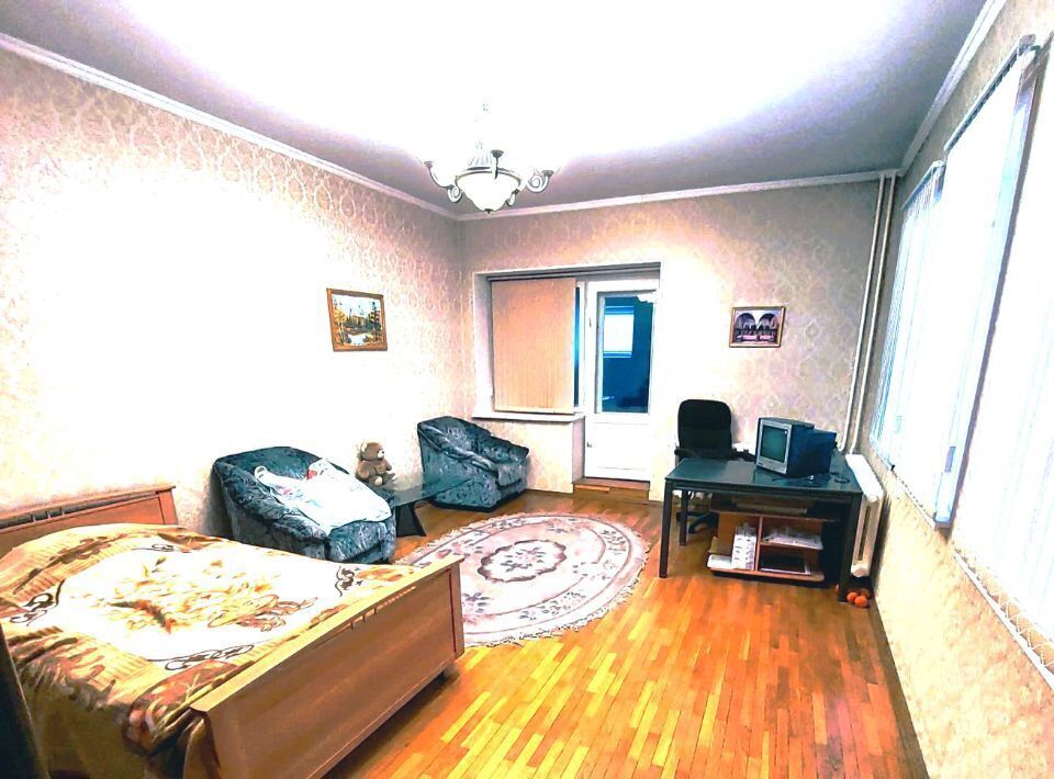 квартира г Барнаул р-н Октябрьский ул Профинтерна 40а фото 15