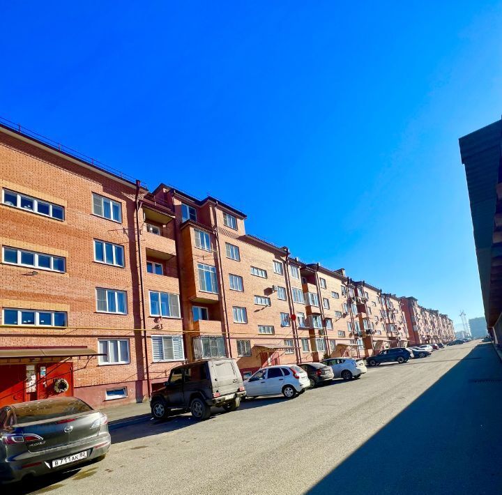 квартира г Владикавказ р-н Северо-Западный ул Хадарцева 37к/1 фото 15