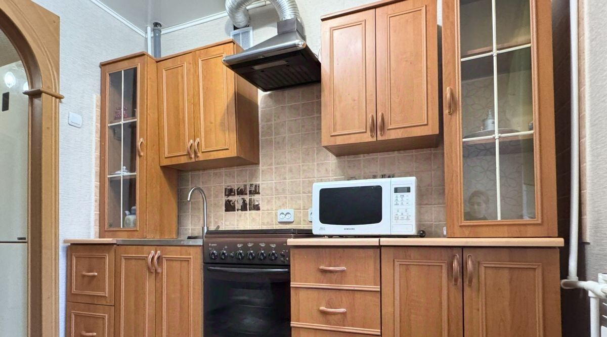 квартира г Саратов р-н Ленинский ул Гвардейская 9а фото 3