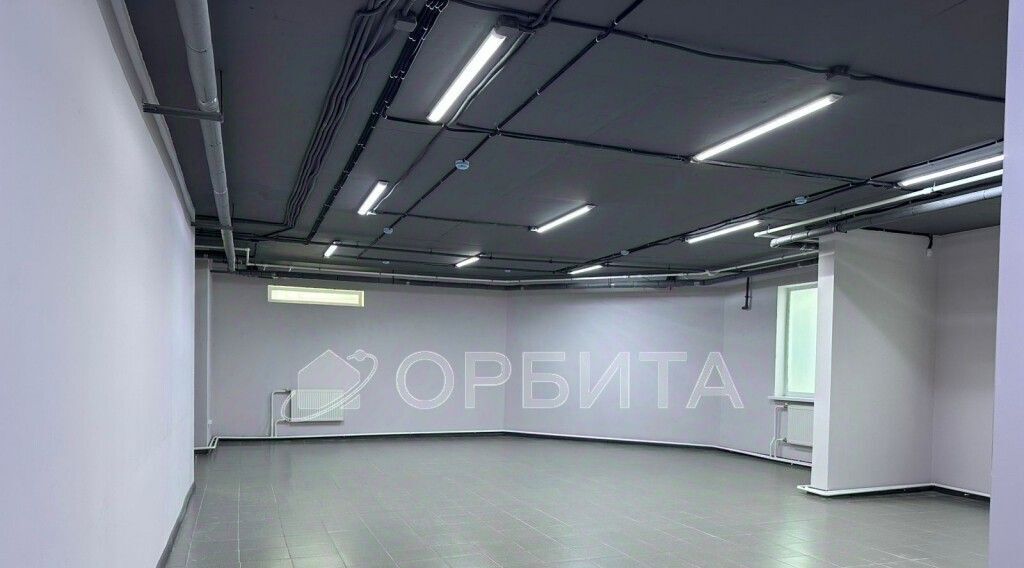 свободного назначения г Тюмень р-н Восточный ул Малая Боровская 28 фото 1
