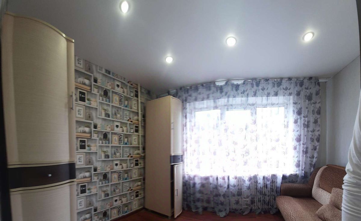 квартира г Старый Оскол ул Крутикова 17 фото 1