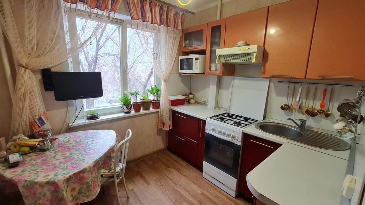 квартира г Орск р-н Ленинский пр-кт Мира 23а фото 6