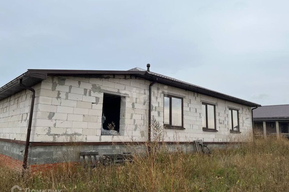 дом р-н Белгородский пгт Разумное ул Ленинградская фото 1