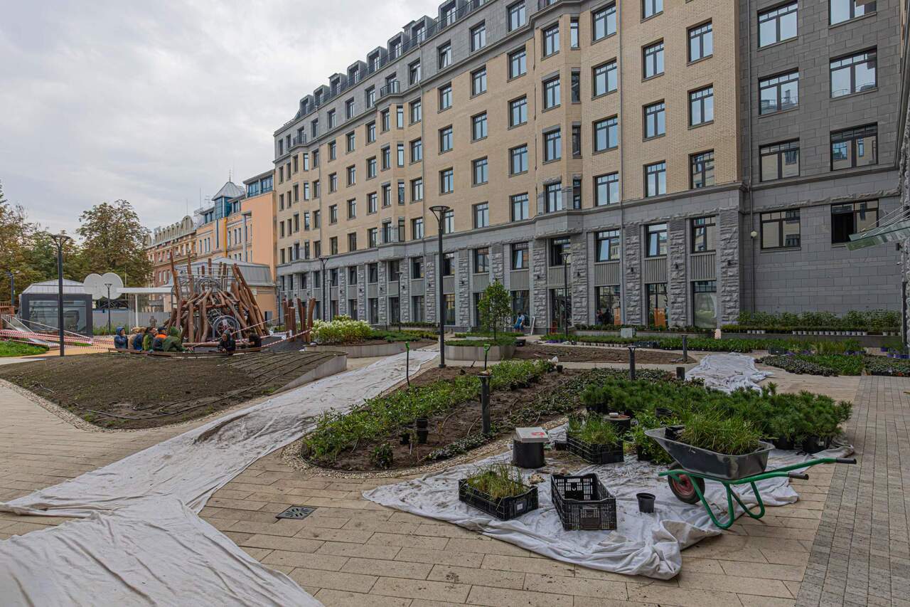 квартира г Санкт-Петербург метро Петроградская р-н Петроградский наб Реки Карповки 13 фото 12