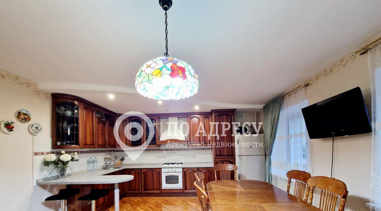 квартира г Саратов р-н Фрунзенский пл Театральная 1/37 фото 4