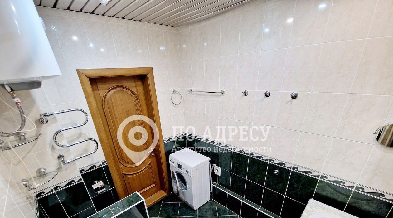 квартира г Саратов р-н Фрунзенский пл Театральная 1/37 фото 18