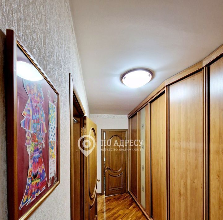 квартира г Саратов р-н Фрунзенский пл Театральная 1/37 фото 21