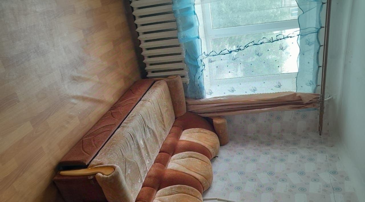 комната г Уфа р-н Орджоникидзевский ул Блюхера 17 фото 2