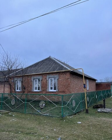 дом с Коста Республика Северная Осетия — Ардонский р-н, Беслан фото